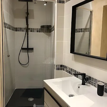 Les Aubennes * Fromelennes